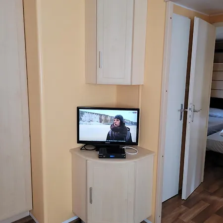 Mh Bois Dormant 6 Pers 3ch Avec Lave Linge Et Tv 생장드몽