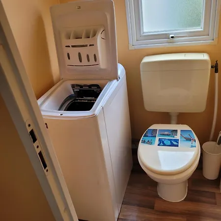 Mh Bois Dormant 6 Pers 3ch Avec Lave Linge Et Tv