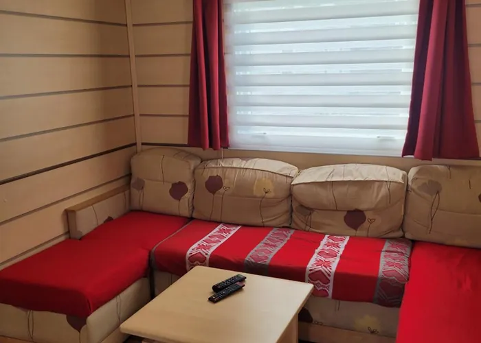 Mh Bois Dormant 6 Pers 3ch Avec Lave Linge Et Tv Campeggio Saint-Jean-de-Monts