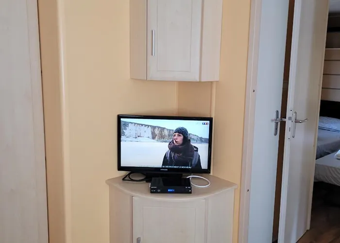 Mh Bois Dormant 6 Pers 3ch Avec Lave Linge Et Tv Saint-Jean-de-Monts